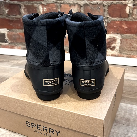 Sperry women’s saltwater Buffalo check duck boot Buffalo plaid wool shaft black - Picture 10 of 13